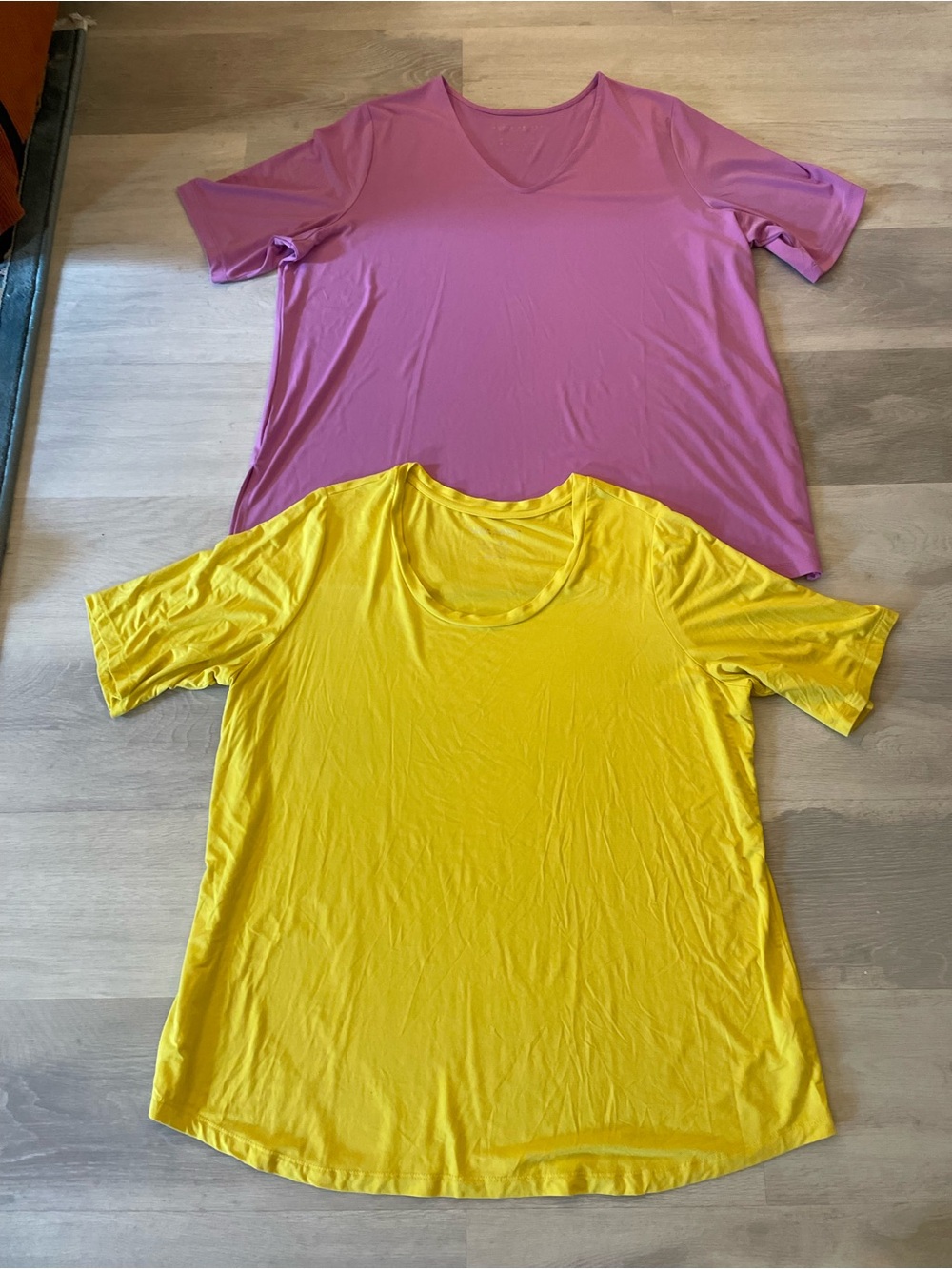 2 Susan Graver Modern & Weekend Essentials Soft Tops~ 1x
